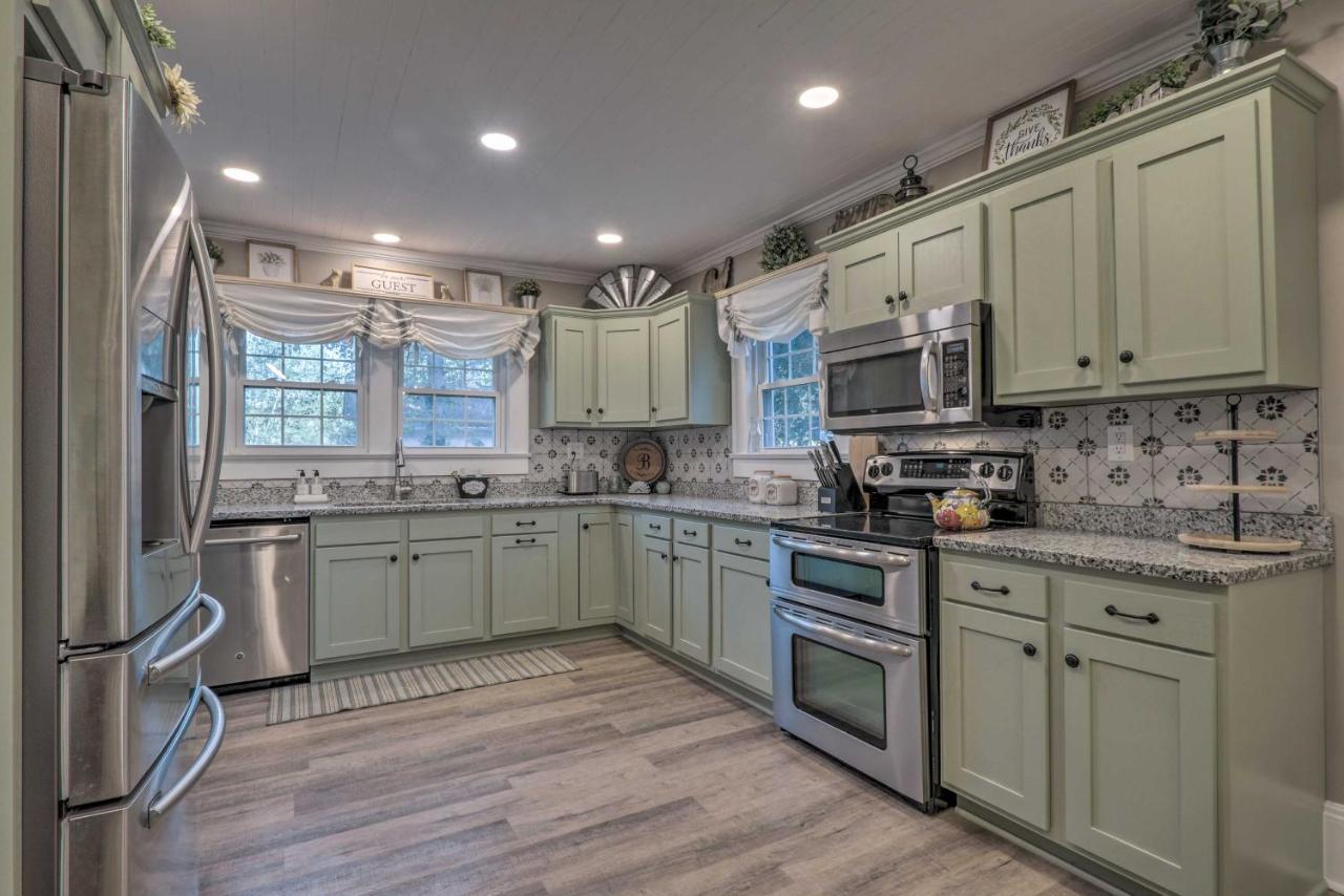 Peaceful Renovated Home With Deck On Half Acre! Asheboro Extérieur photo